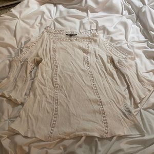 Open shoulder long sleeve blouse